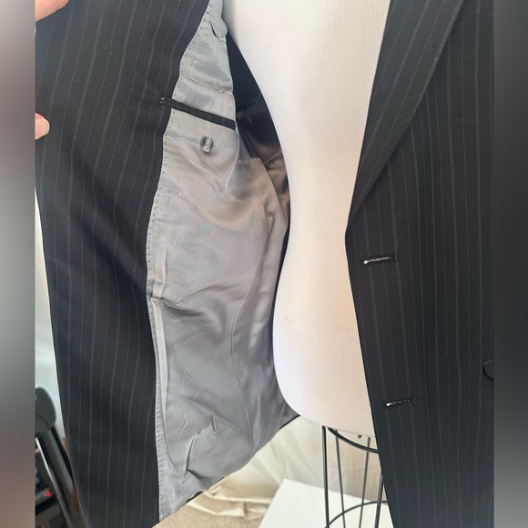 Pinstripe Palm Beach men’s suit jacket blazer 39 regular Delberts clothing black - Picture 2 of 15